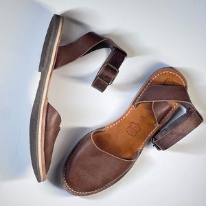 Crupon handmade leather sandals sz9 /sz39